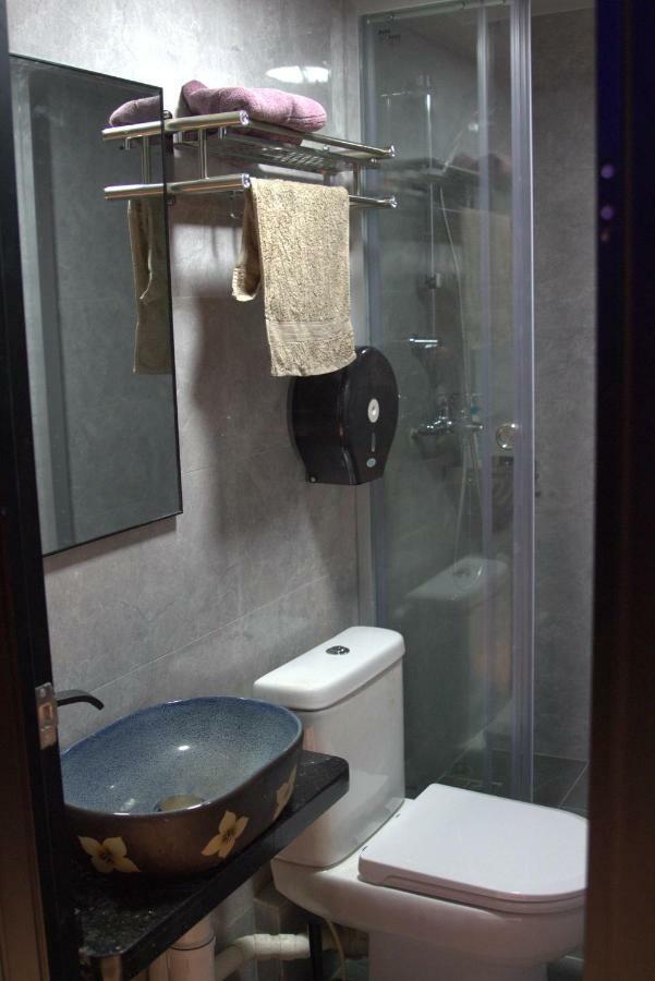 Snooze Otel Hong Kong Dış mekan fotoğraf